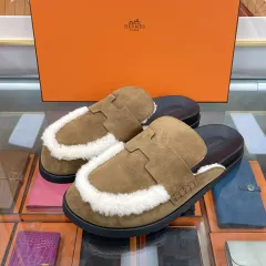 2026年最新】エルメスサンダルゴーの人気アイテム - メルカリ