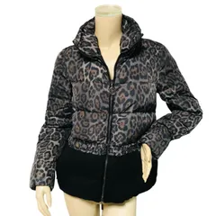 2025年最新】モンクレールレオパード柄の人気アイテム - メルカリ