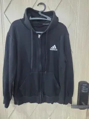 アディダス ブラック フードジップアップ