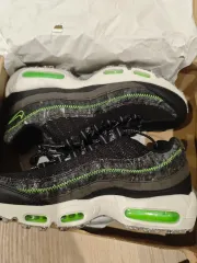 ナイキ エアマックス 95 ブラック/グリーン 蛍光 ムーブトゥゼロ 270 9