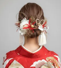 ●和装 成人式髪飾り 結婚式 卒業式 七五三 高級造花 着物 袴