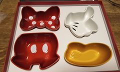 ル・クルーゼ ミッキー オーバル・ディッシュ 19cm - メルカリ