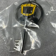 e◻︎キングダムハーツ◻︎　キーブレード　メタルキーホルダー