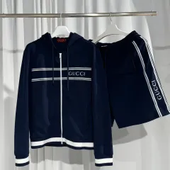 2025年最新】gucci セットアップ ジャージの人気アイテム - メルカリ