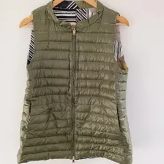 【美品】HERNO リバーシブル ダウンベスト  カーキ 幾何学模様 ヘルノ 44