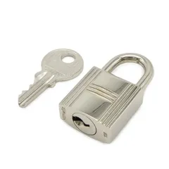 2025年最新】エルメス南京錠カデナの人気アイテム - メルカリ