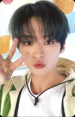 StrayKids 2023Seasons Greeting LeeKnow トレーディングカード 赤