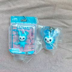 Ado モナ・リザの横顔 こう見るとアタシも大きくなったもんねぇ〜 缶