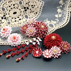 豪華な紅白髪飾り　つまみ細工　成人式髪飾り　卒業式　結婚式　振袖髪飾り　赤　白　和モダン　藤さがり　振袖髪飾り　袴　かんざし　和装ヘアアクセ　シルク　絹