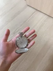 破格セール ハローキティ 懐中時計