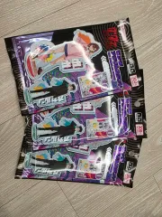 だんだん アクリルスタンド 3種 (日本 DAISO) まとめて 出品