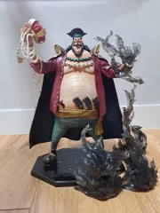 ONE PIECE pop 黒ひげティーチ フィギュア 出品