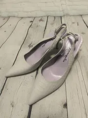 銀座かねまつ 本革ストラップパンプス ヒール 23cm