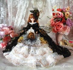 エリザベート王妃 高貴なパープルグラデーションの豪華ボリューム