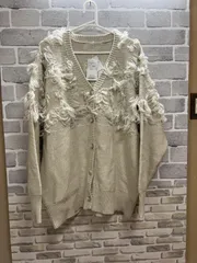 【H1-36】◇ KBF　アーバンリサーチ　oneサイズ　ジャガードフリンジカーディガン　アイボリー