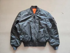 R アルファ インダストリーズ MA-1 フライト ジャケット ガンメタル