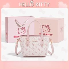 d*3様 C238　保管品　キティちゃんのカゴバッグ　蝶モチーフ　これからの時期 C238 保管品 キティちゃんのカゴバッグ 蝶モチーフ これからの時期に