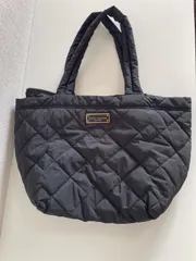MARC JACOBS  キルトトートバッグ　M10016680 ブラックマークジェイコブス　A4収納