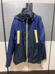 H&M ウィンドブレーカー