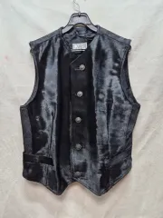 2026年最新】VERSACE メンズ ベストの人気アイテム - メルカリ