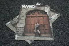 (韓国国内雑誌) WWDコリア 2024 4 (表紙 : Red Velvet(レッドベルベット・レドベル) スルギ(SEULGI))