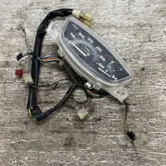 ライブディオ レーシングサービスZERO 零 130kmメーター 実働外し ライブディオZX AF-35用 零 ZEROレーシング 130km/hメーター - メルカリ
