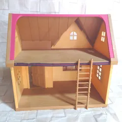 【美品 大幅値下げ】シルバニアファミリー　きいちご林のかわいいお家 レア