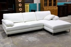 T8487☆展示品☆ポルトローナフラウDIVANO☆イタリア☆本革3人掛け
