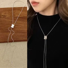 スクエアプレートのシルバーラリエット　Y字 ロングネックレス ループタイ風 ラリエット調節可