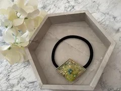 No.59  花レジンアクセサリー　ひし形グリーン花ヘアゴム