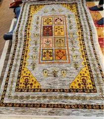 ギャッベ 手織りウールラグ 215×127cm カシュガイ