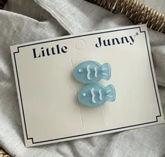 ヘアクリップ　魚　ブルー　ホワイト　魚モチーフ