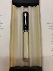 グラフフォン FABER-CASTELL インテュイション 万年筆 アイボリー