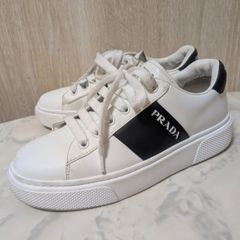 ☆yu_kat ☆ 様専用PRADA スニーカー ローカット サイドロゴ - メルカリ