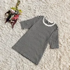 『UNIQLO』ユニクロ　ボーダー柄カットソー　シャツ　リブTシャツ　ニット　五分袖　クルーネック　タイト　綿　コットン　白　黒(M)