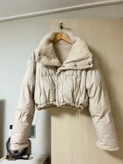 ベージュ リバーシブル ショートダウン