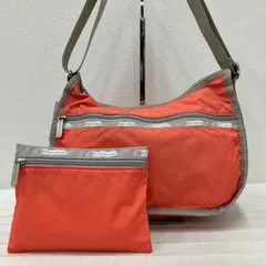 6652　LeSportsac　レスポートサック　　肩がけ　斜めがけ　紐調節可能　 クラシックホーボー　ショルダーバッグ　ワンショルダー　肩がけ　斜めがけ　クロスボディ ナイロン　ロゴ　シンプル　きれいめ　カジュアル