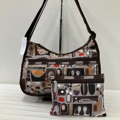 6651　LeSportsac　レスポートサック　　肩がけ　斜めがけ　紐調節可能　 クラシックホーボー　ショルダーバッグ　ワンショルダー　肩がけ　 斜めがけ　クロスボディ　総柄　ブラウン系　茶系　カジュアル ポーチ付き