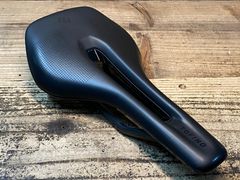 Syncros Tofino V1.0 サドル カーボンレール Syncros Tofino V1.0 サドル カーボンレール - メルカリ