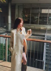 (海外配送)アイボリー Long トレンチ コート + CHECK セーター + ハーフパンツ + ベルト セット