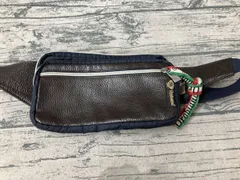 OROBIANCO レザー ボディバッグ