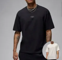 ナイキ コリア ジョーダン フライト エッセンシャルズ Tシャツ