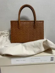 【TOUT Y EST】パラレルバッグ ブラック 新品未使用品 BAGS – TOUT Y EST JP