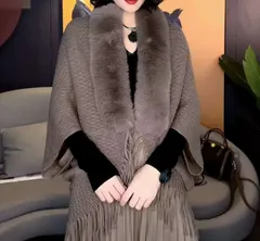 【カーキ】ファー ポンチョ ケープ レディース ファー付き ケープコート 冬 厚手 防寒 おしゃれ 上品 体型カバー 通勤 通学 大人女子 アウター