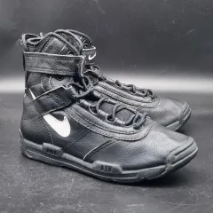 Nike ボクシングシューズ ハイカット 灰色 Nike ボクシングシューズ ハイカット 灰色 NIKE(ナイキ) ボクシング