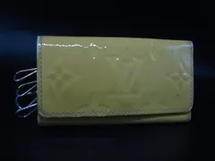 LOUIS VUITTON ルイヴィトン M90147 モノグラムヴェルニ ミュルティクレ4 4連 キーケース 鍵入れ レディース メンズ イエロー系 DJ4783