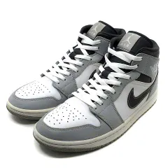 2025年最新】ナイキ エア ジョーダン1 ミッド ライトスモークグレーの