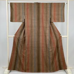 たんす屋 TANSU-YA 着物 リユース着物 紬 茶 カジュアル 縞 袷 絹 未洗い 【身丈】159cm【裄丈】63cm MS6583