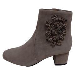 Item thumbnail for item aaa4604c-ff13-41fc-8029-d317f1759e29