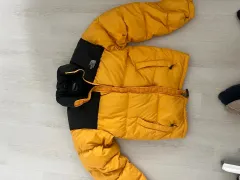 THE NORTH FACE ザノースフェイス 700黄色